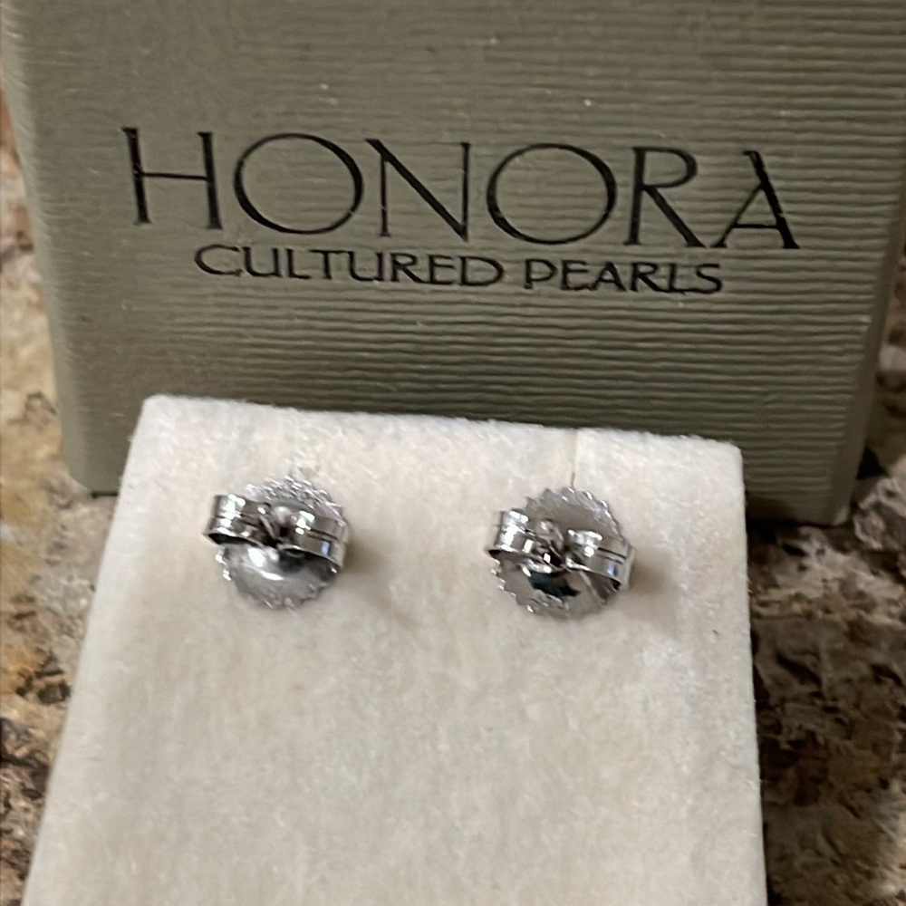 Honora Cultured Pearls 925 Sterling Silver Post Metallic Gray Earrings 9mm NWOT - Picture 3 of 4